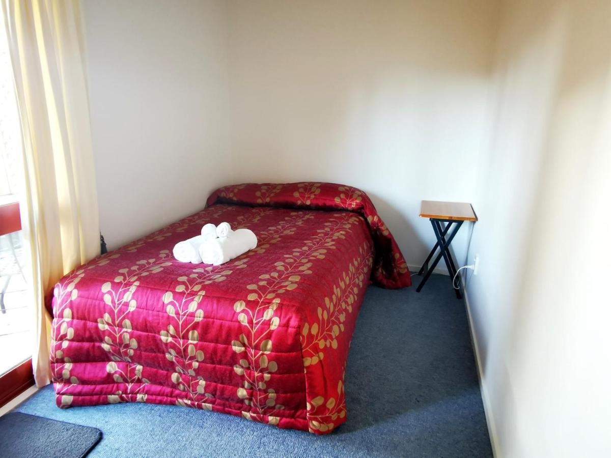 Les Troupes Apartments Akaroa Extérieur photo