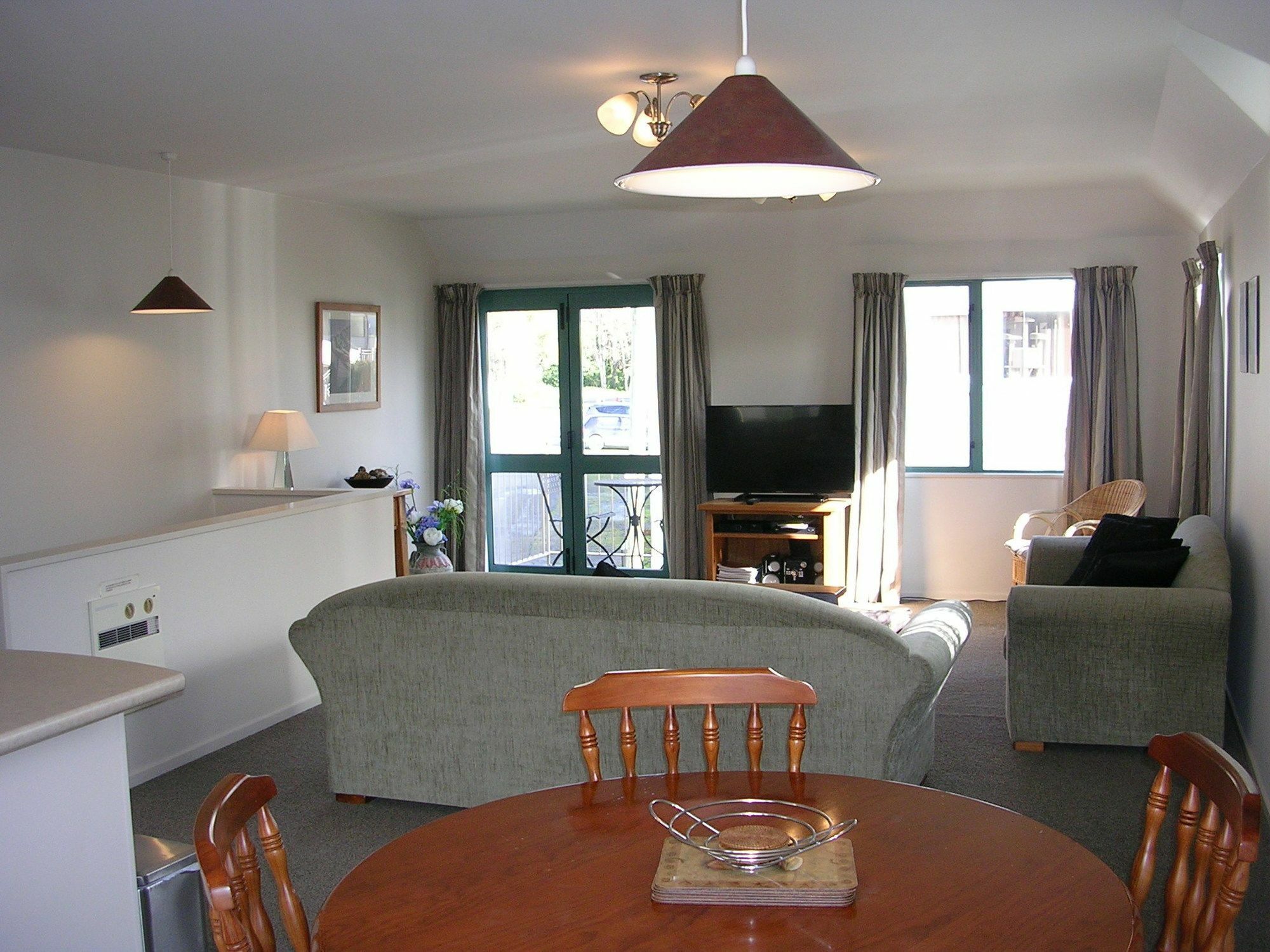 Les Troupes Apartments Akaroa Extérieur photo